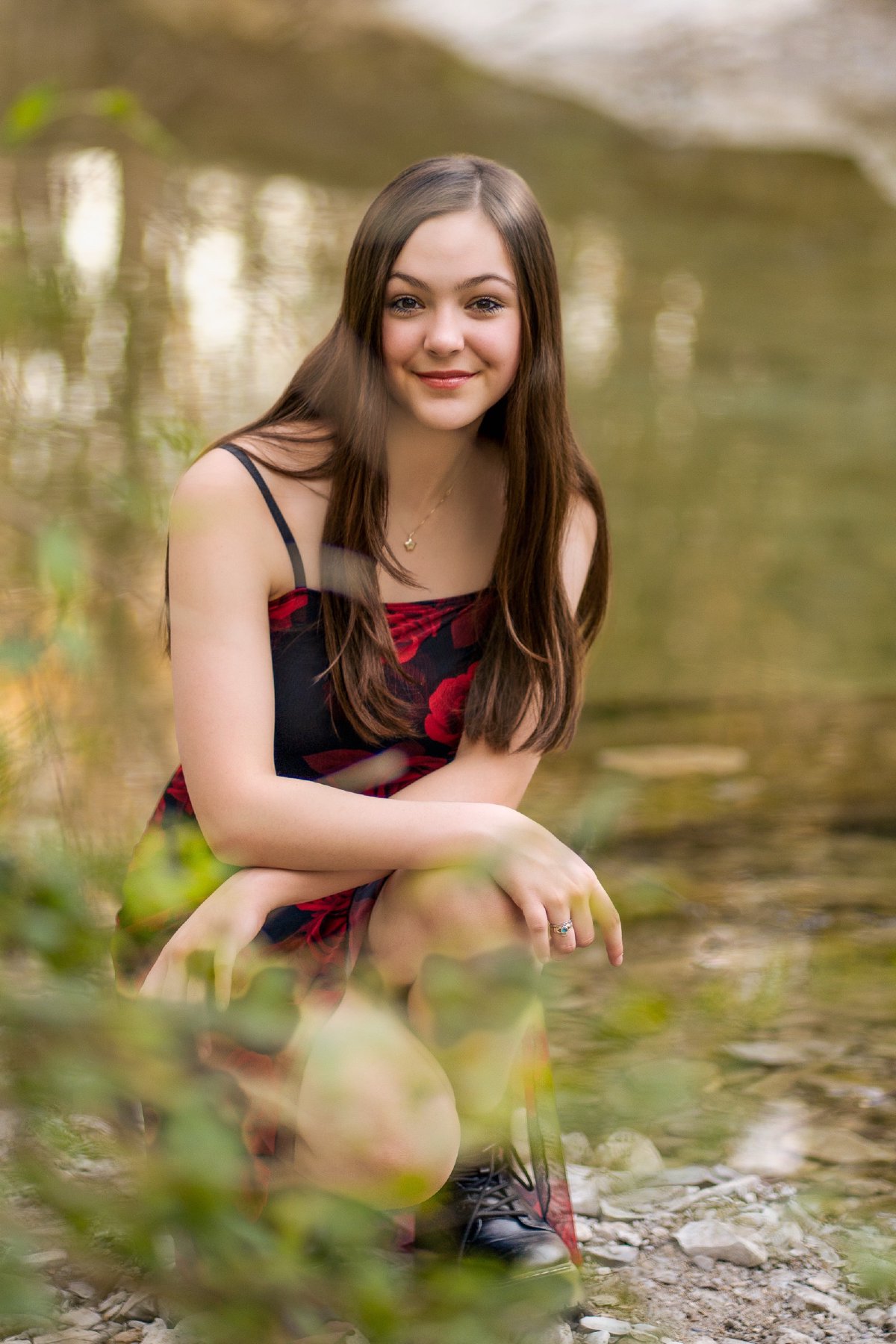 Hailey - Senior Portrait Session in Limestone Quarry Park — frame 13 of 21
