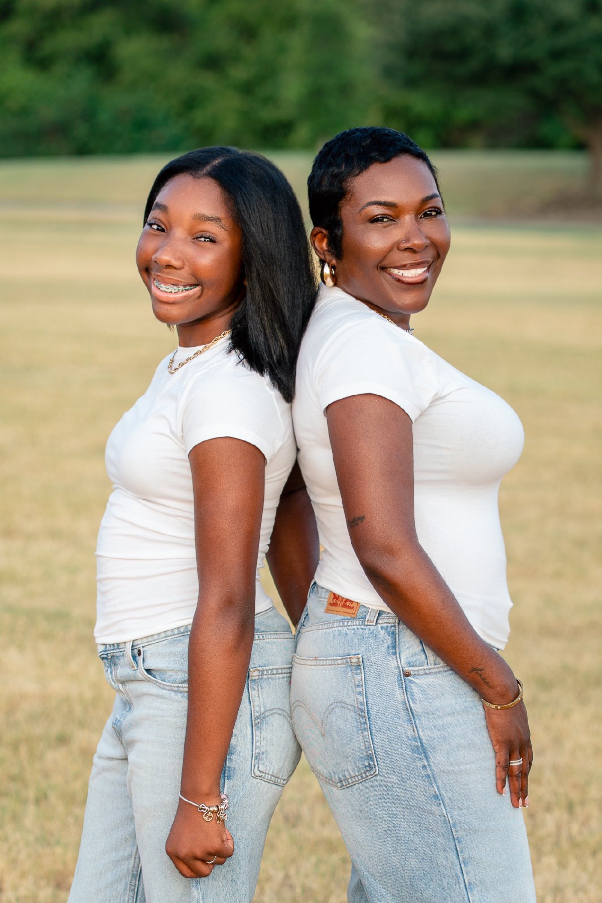 Jamie & Maya - Mother-Daughter Session at Frisco Commons — frame 4 of 27