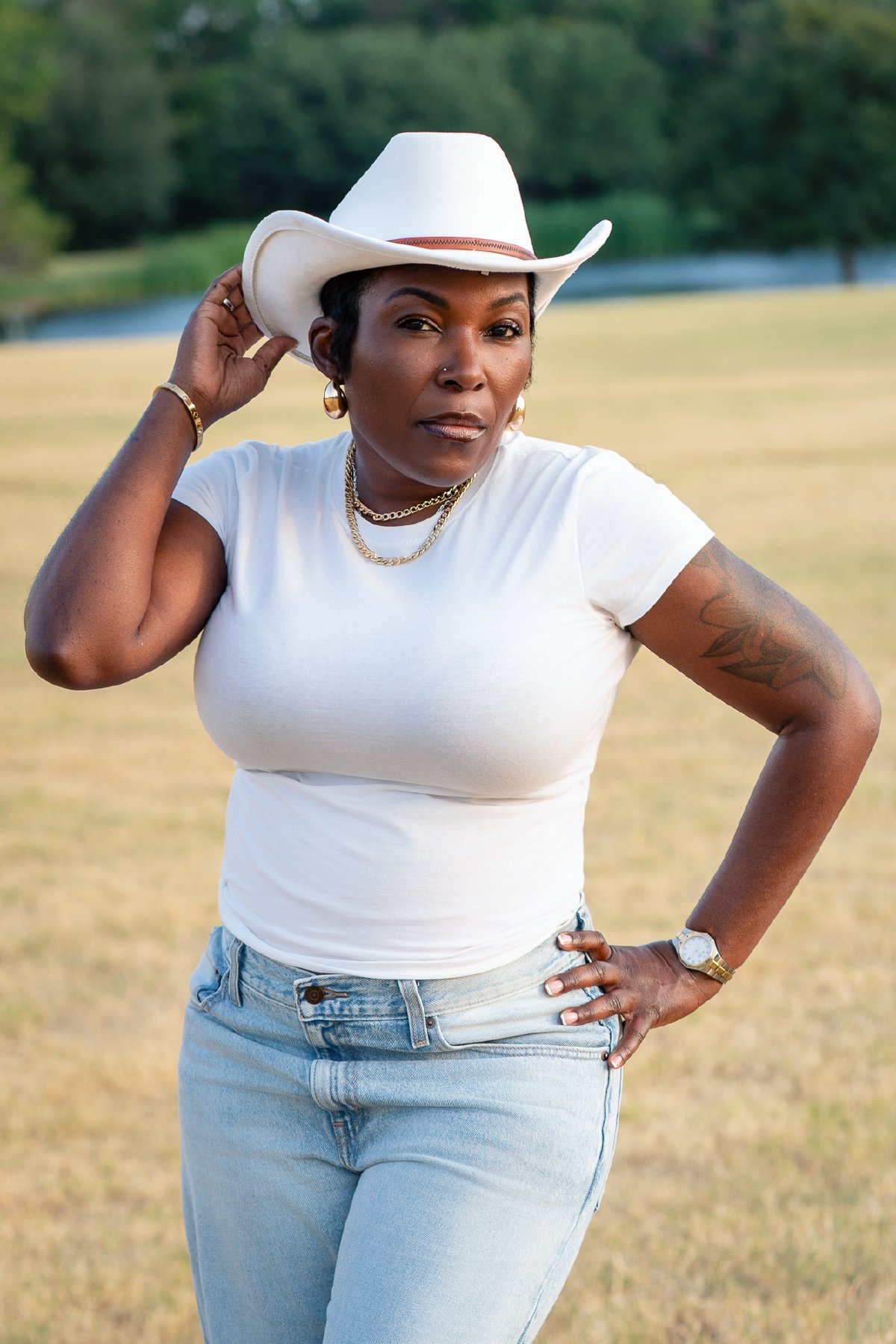 Jamie & Maya - Mother-Daughter Session at Frisco Commons — frame 15 of 27