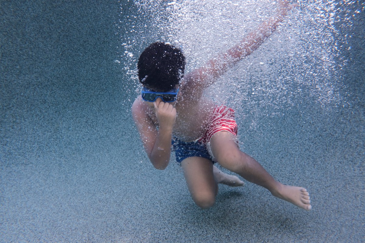 July 4th Underwater - Pool Day with My Kids — frame 4 of 9