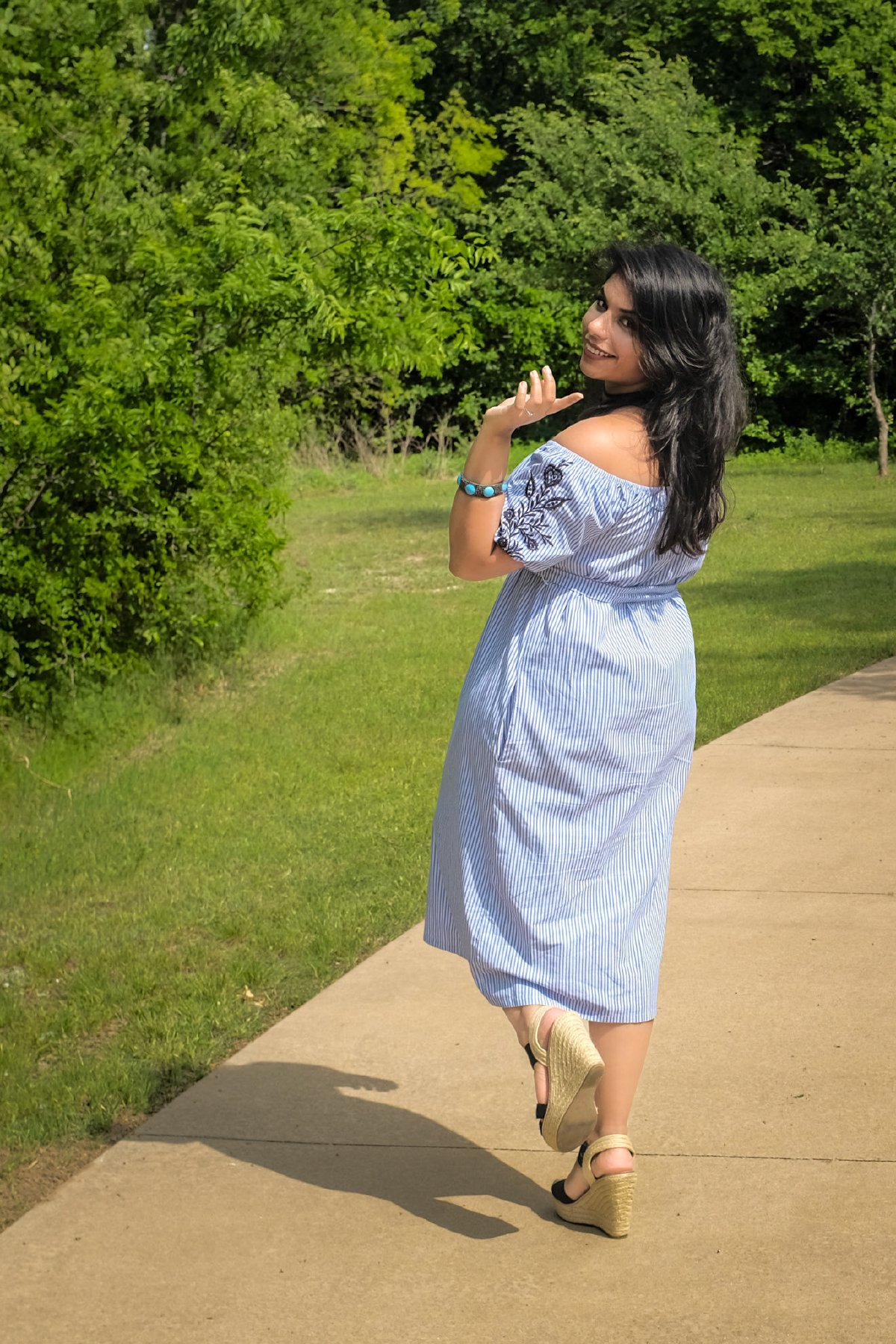 Outdoor Portraits — frame 4 of 11