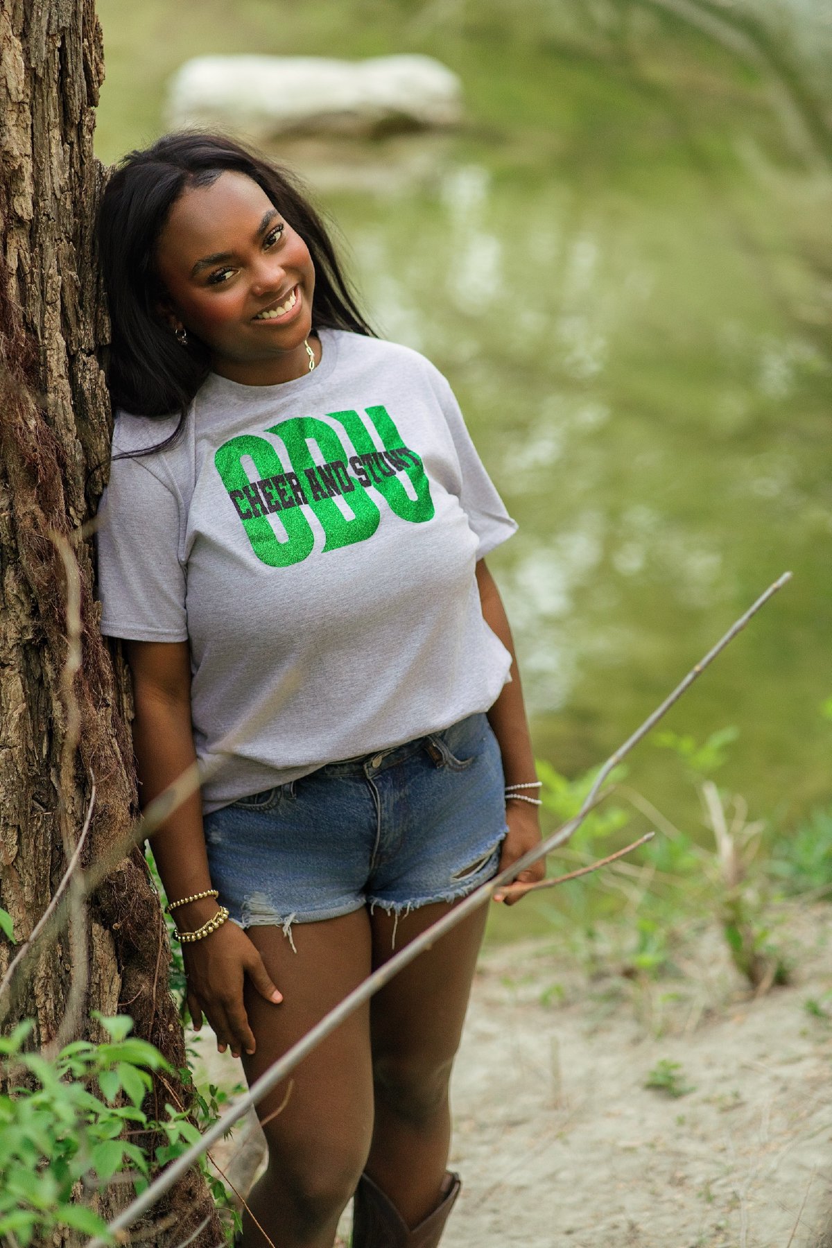 Zoe - Senior Portraits at Limestone Quarry Park — frame 12 of 21