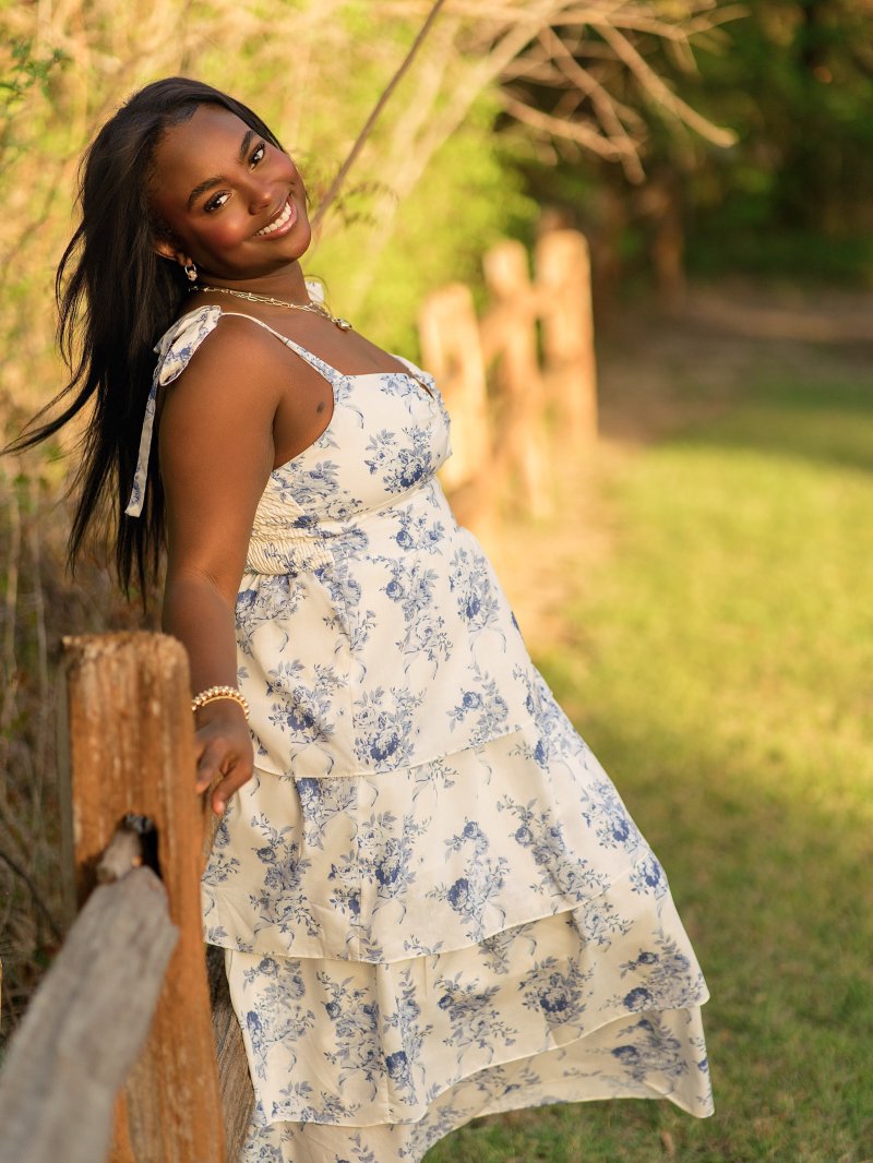 Senior & Graduation Portraits in DFW