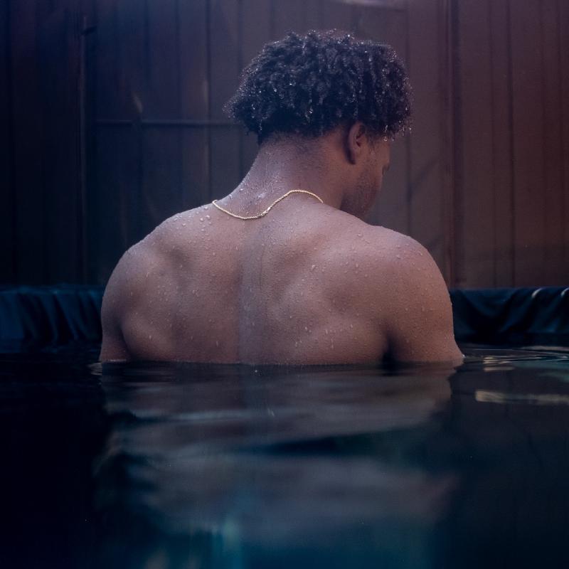 Controlled underwater portrait session in a private pool